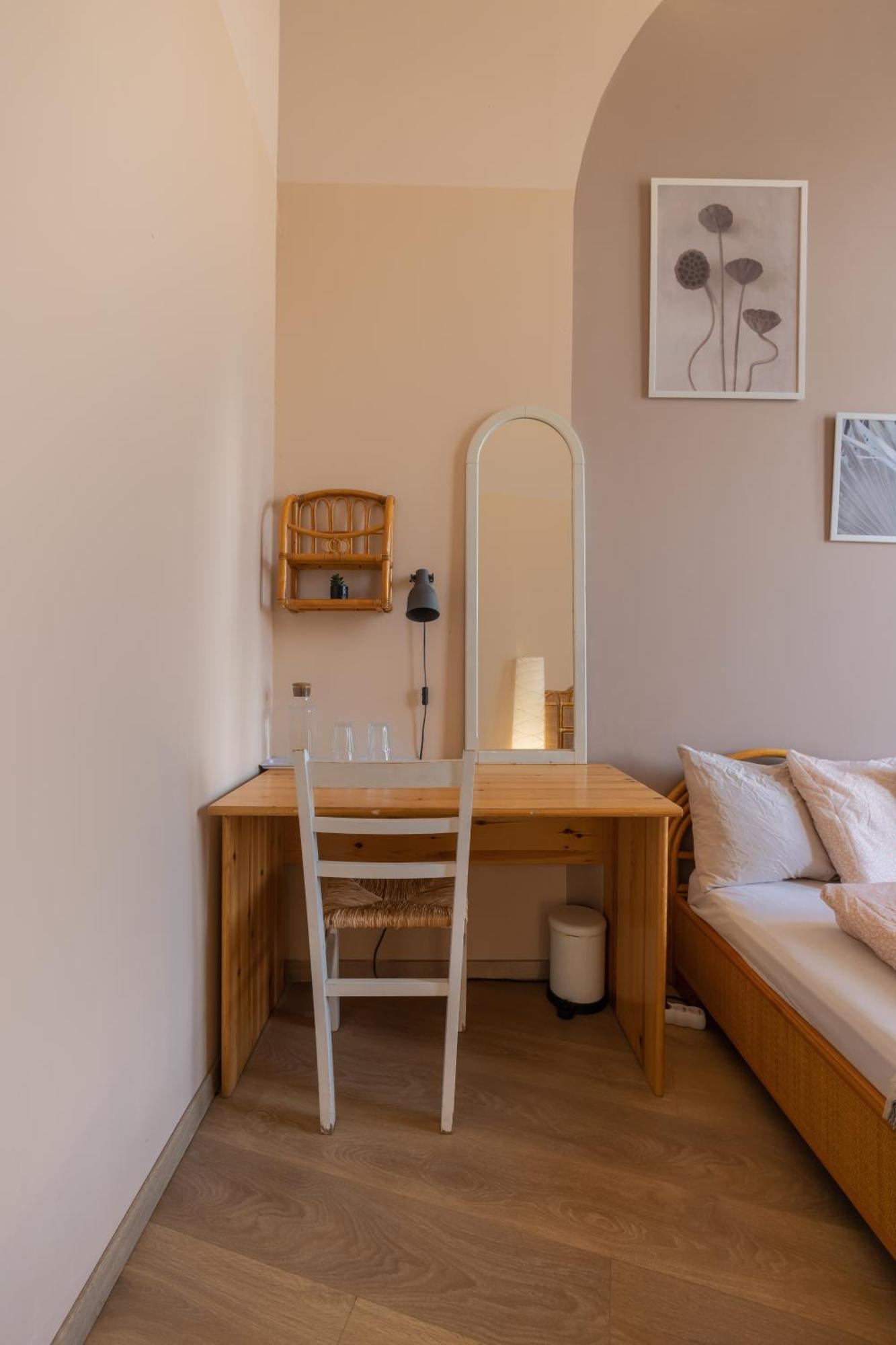 Gellerico Rooms At Rakoczi Square Budapest Exterior photo