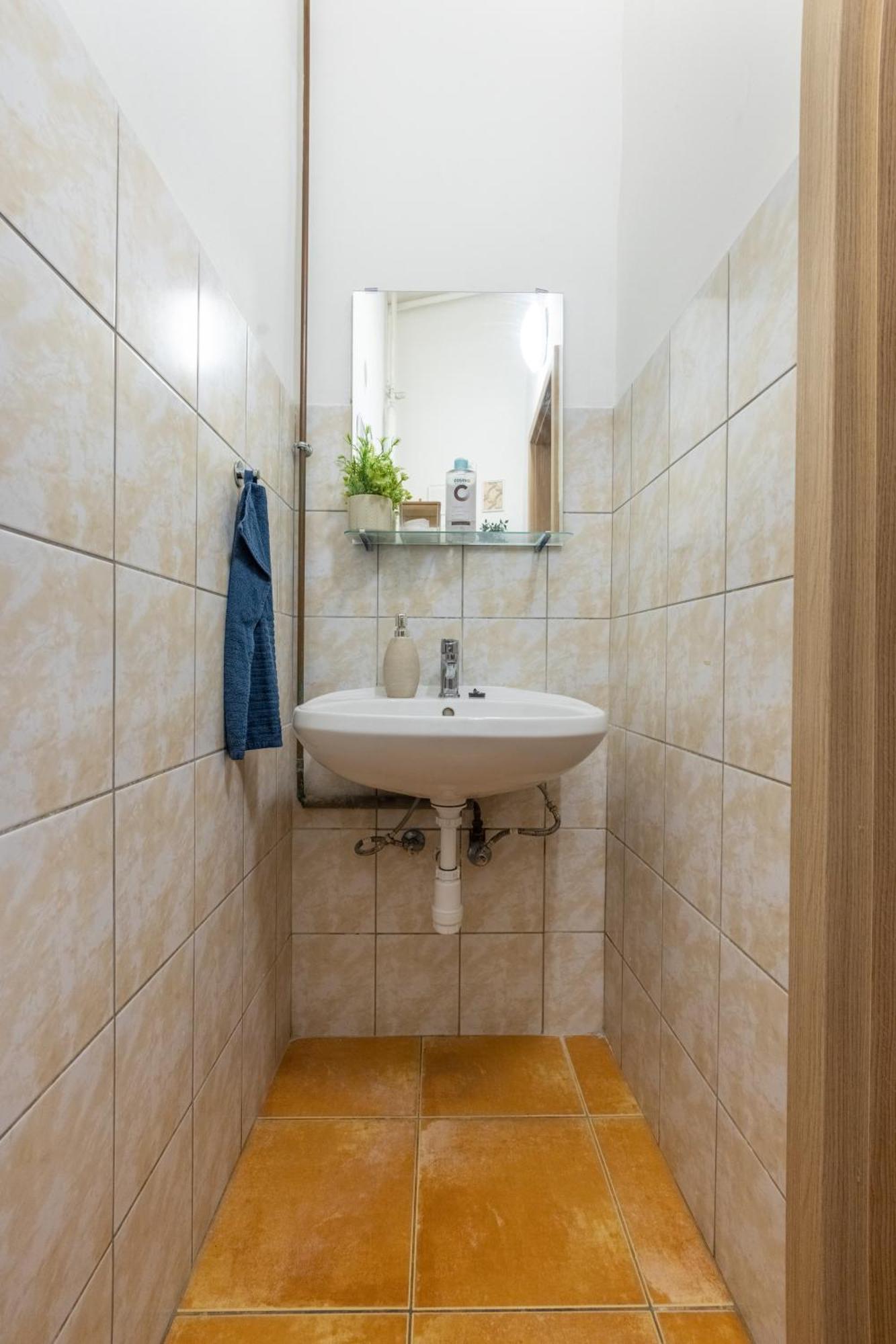 Gellerico Rooms At Rakoczi Square Budapest Exterior photo