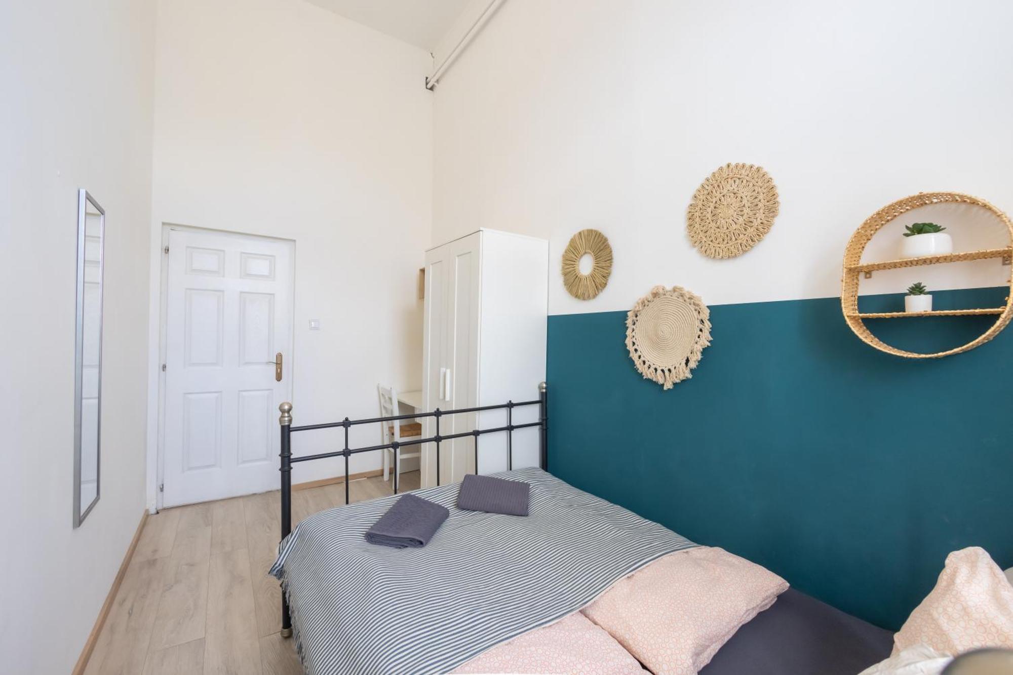 Gellerico Rooms At Rakoczi Square Budapest Exterior photo